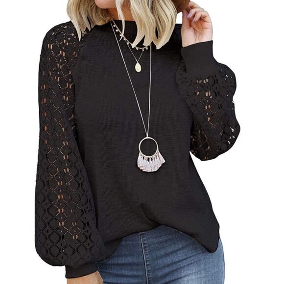 Women’s Blouse   - Picture 1 of 3